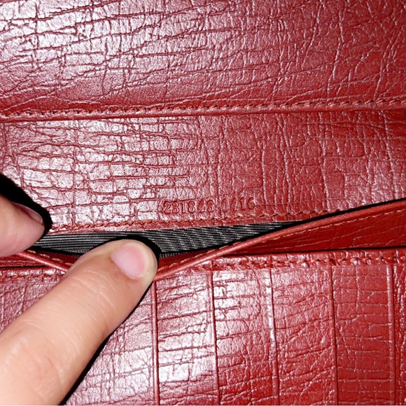 🆕GUCCI Red Leather GG Stud Interlocking Wallet - Picture 10 of 12